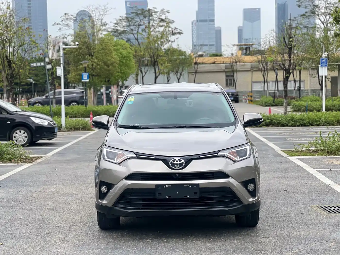 Toyota RAV4 Rongfang 2019 2.0L CVT 2WD Trend Edition China VI фото 2