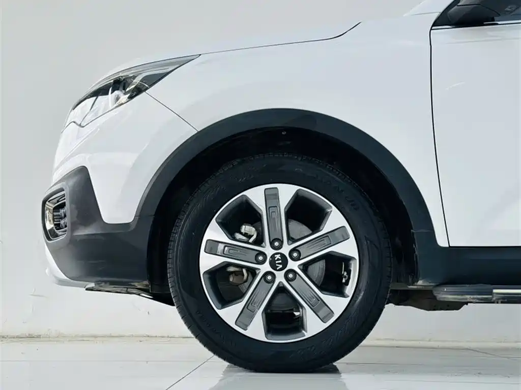 Kia Sportage 2019 2.0L Automatic Smart Luxury Edition фото 16