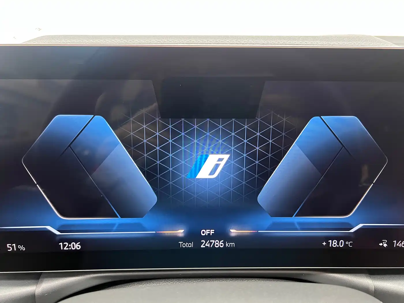 BMW i3 2024 eDrive 40 L Night Sport Package фото 29