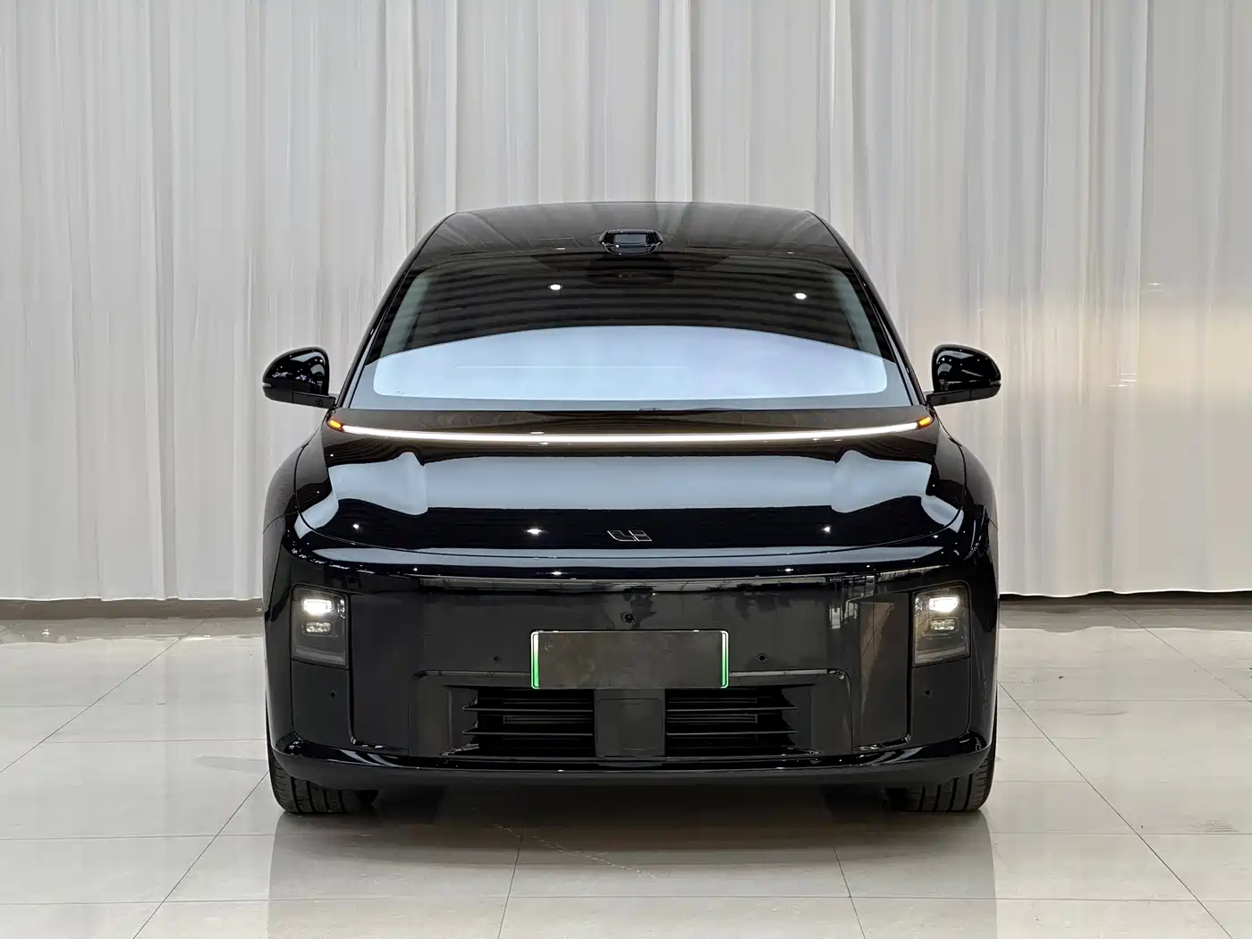 Li Auto Li i8 2026 2025 Standard Edition