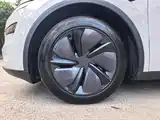 Photo 22 - Tesla Model Y