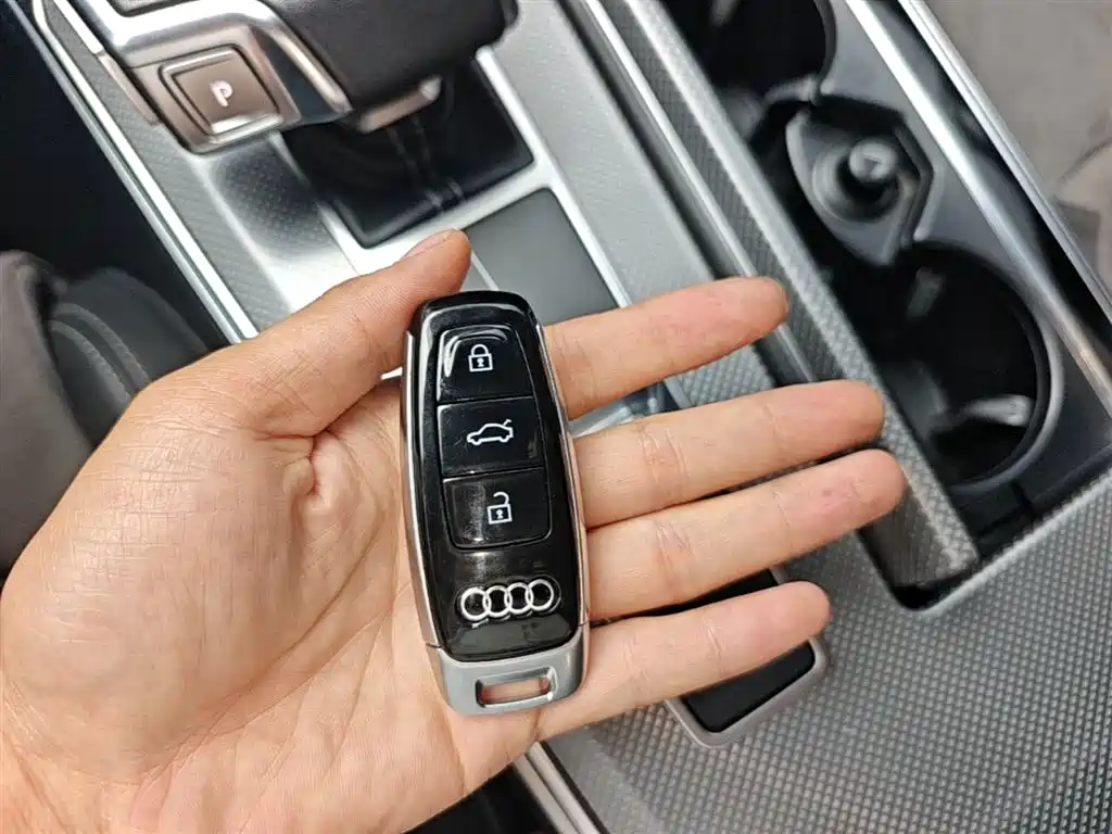 Audi A6L 2021 45 TFSI quattro Exclusive Sport фото 15