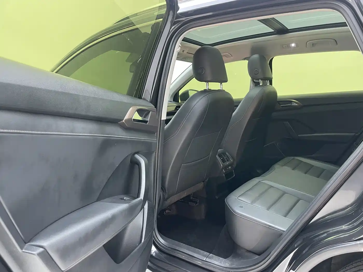 Volkswagen Tharu, миниатюра 14