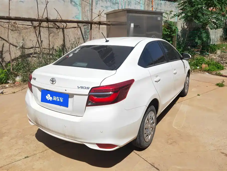 Toyota Vios 2021 1.5L CVT Chuangxing Edition фото 3