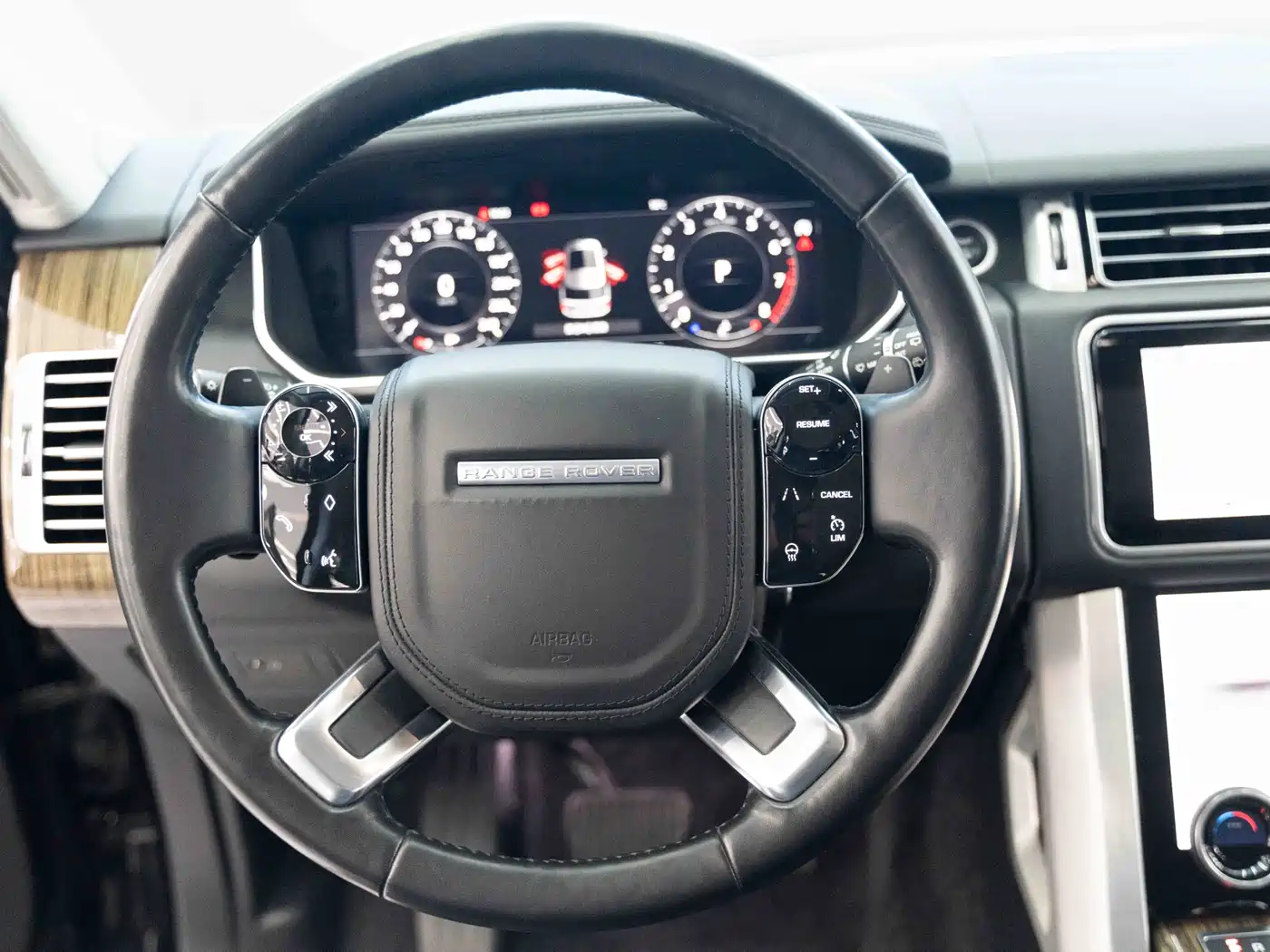Land Rover Range Rover 2019 3.0 SCV6 Heritage Edition фото 8