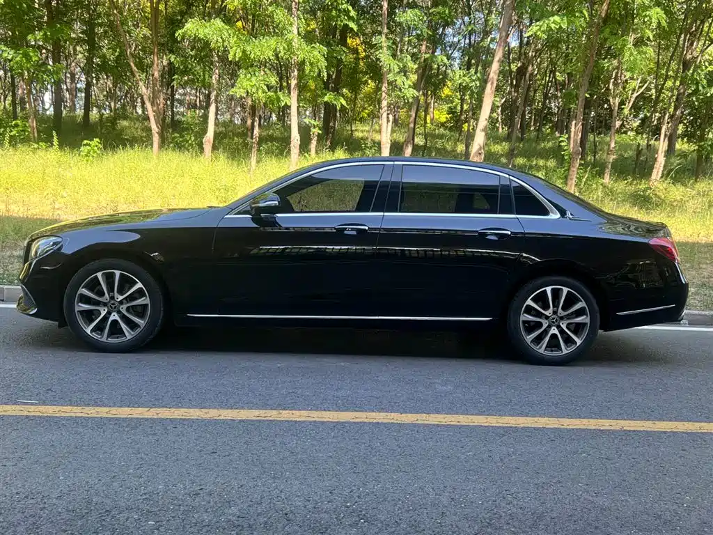 Mercedes-Benz E-Class 2018 E 200 L фото 19
