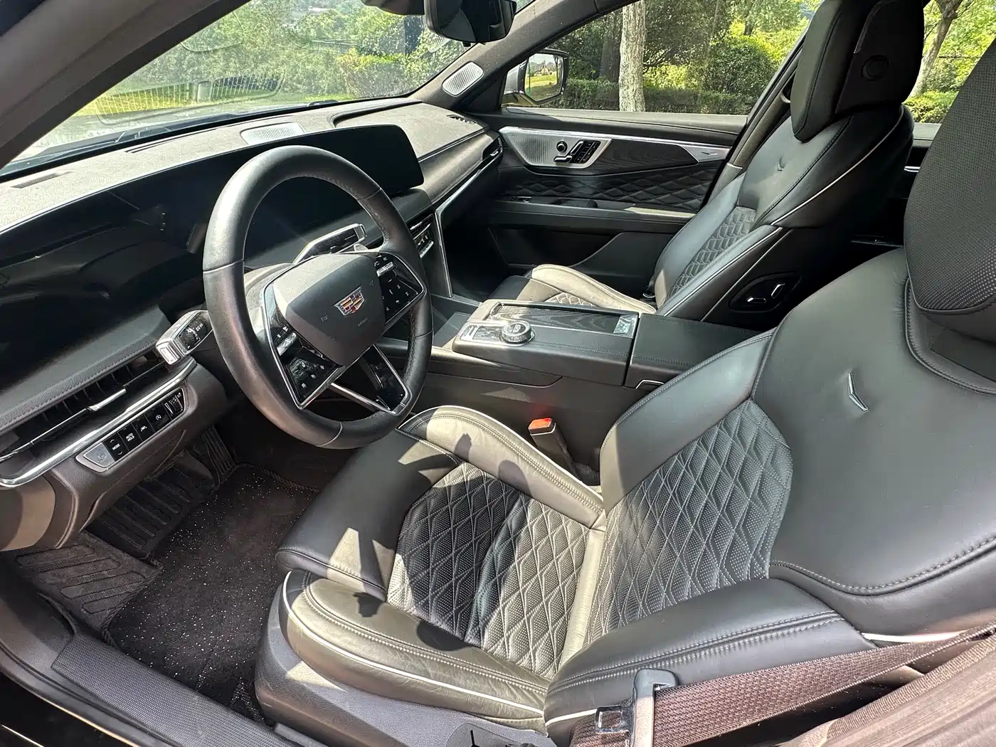 CADILLAC CT6