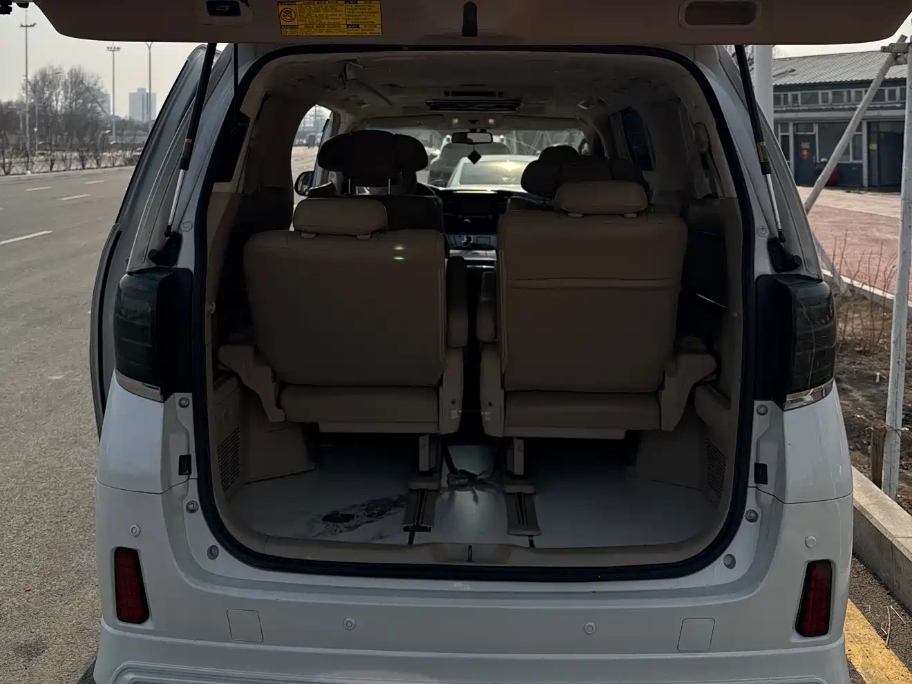 Toyota Alphard 2012 3.5L Luxury Edition фото 14
