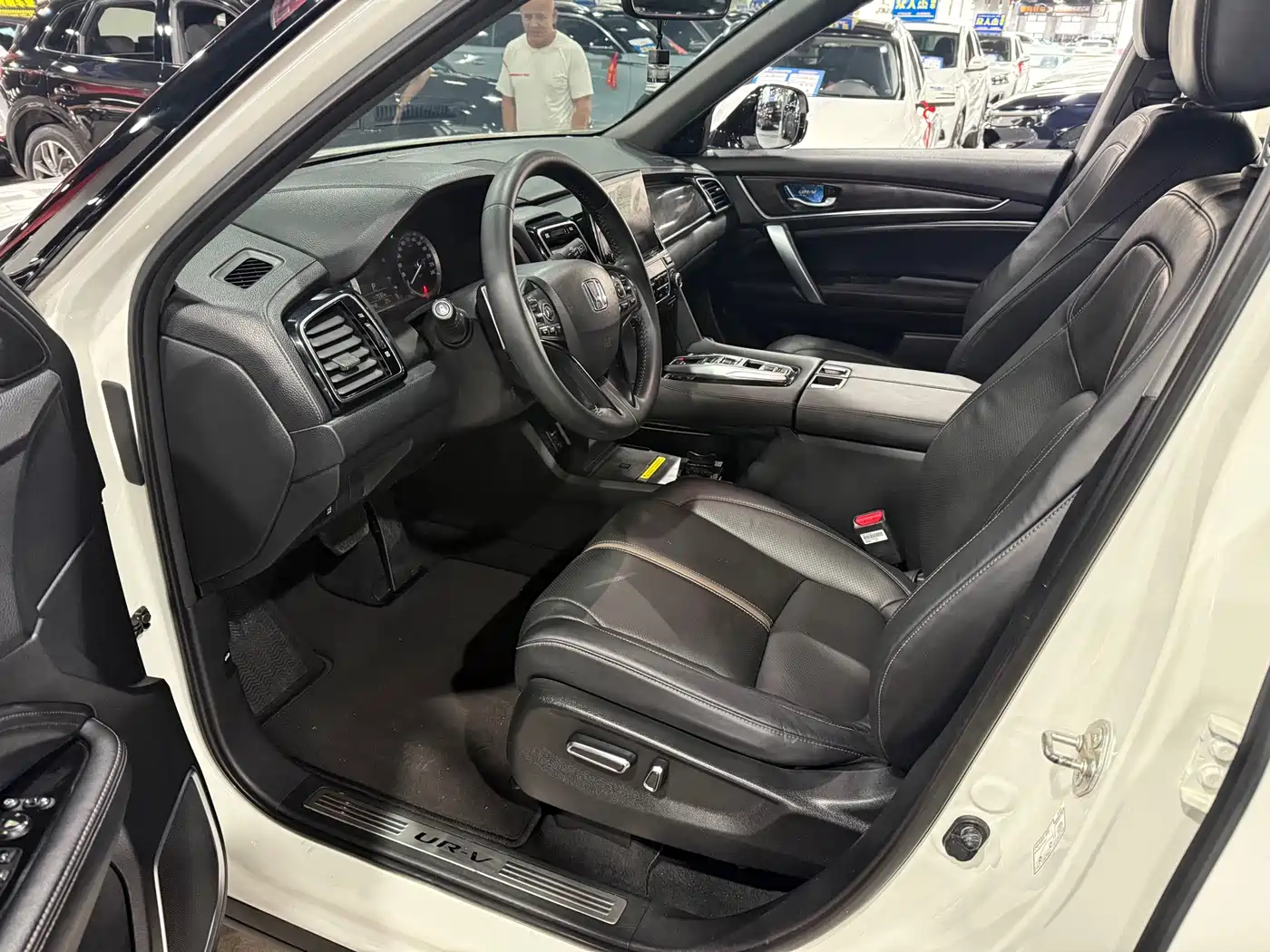 Honda UR-V 2022 2020 370TURBO 4WD Premium Edition