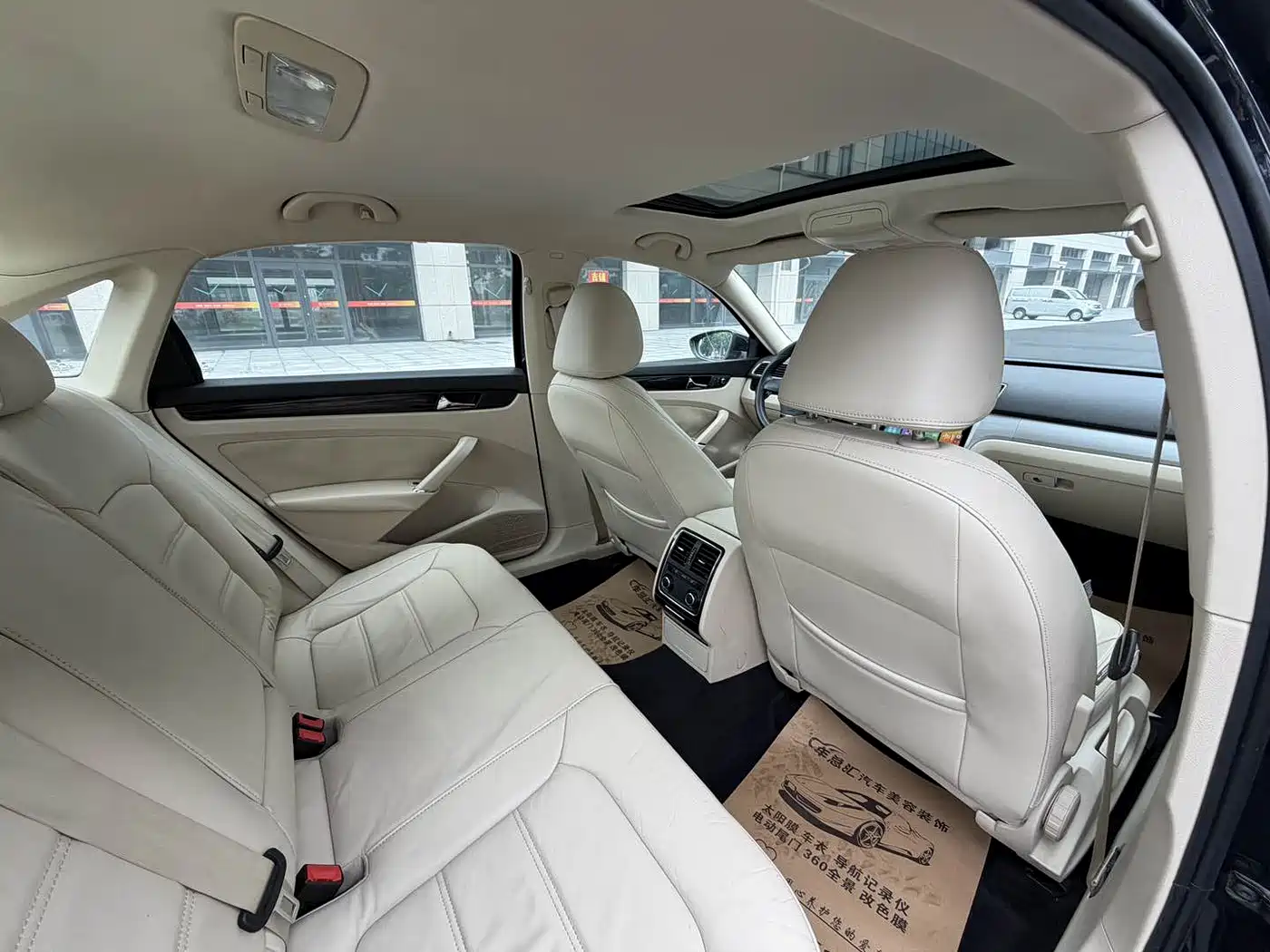 Volkswagen Passat 2012 2011 1.8TSI DSG Honor Edition
