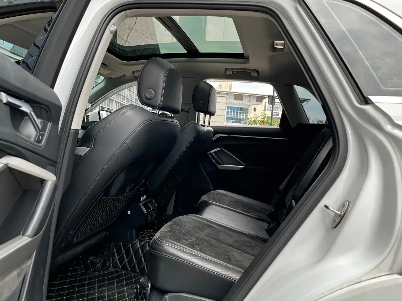 Audi Q3 2020 40 TFSI Fashion Dynamic фото 14