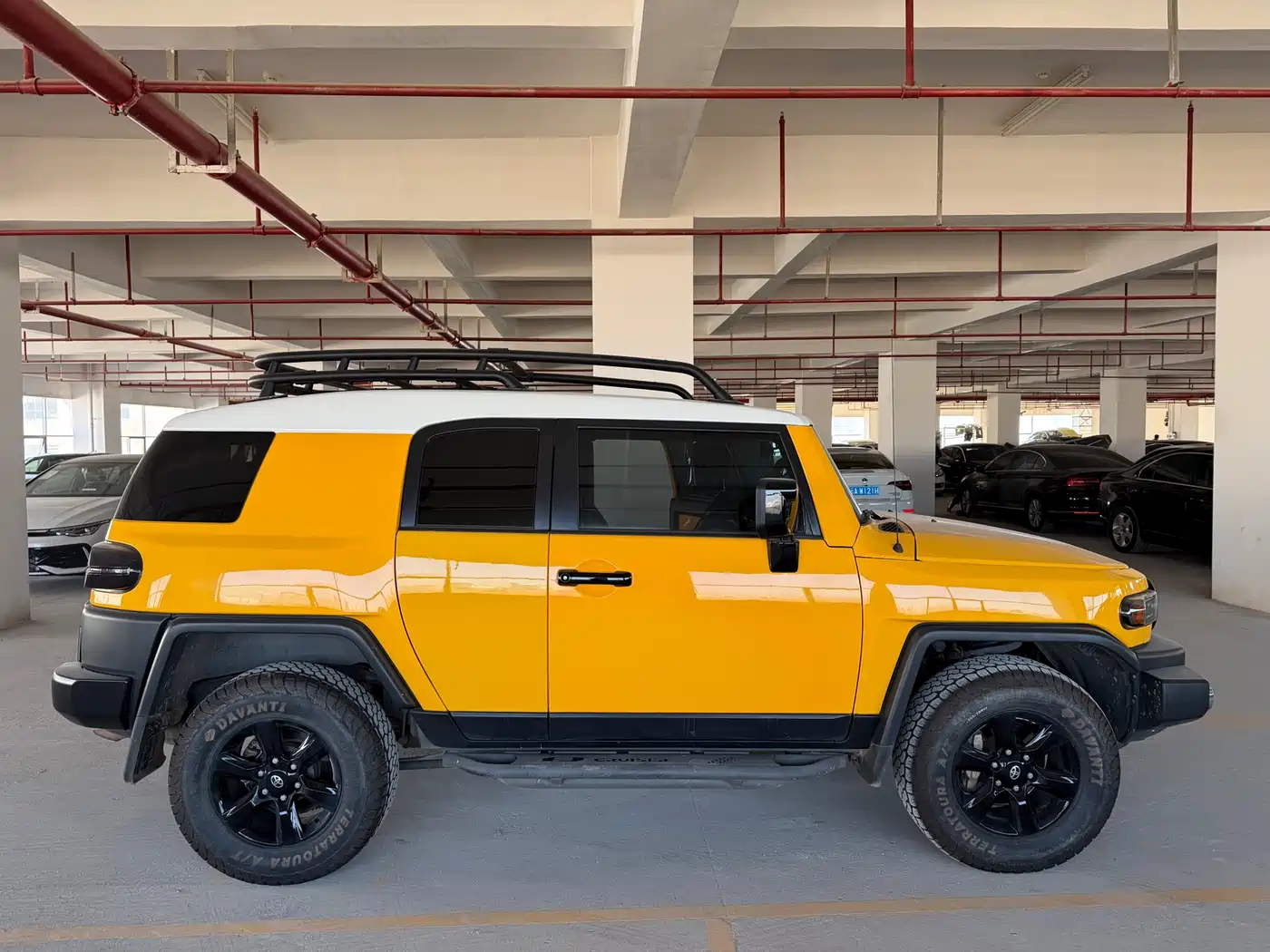 Toyota FJ Cruiser 2007 4.0L фото 17