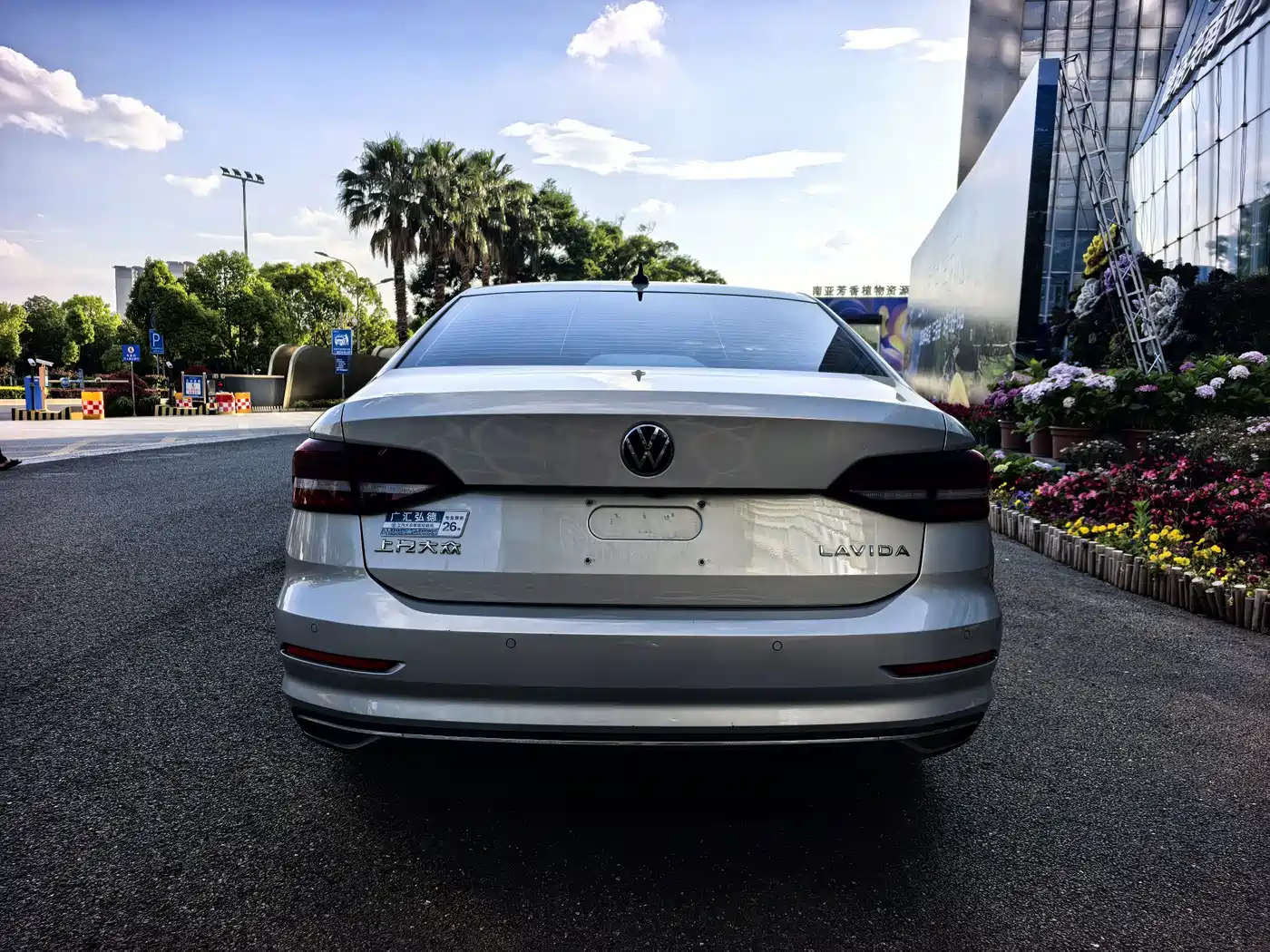 Volkswagen Lavida 2021 1.5L Auto Comfort Edition фото 13