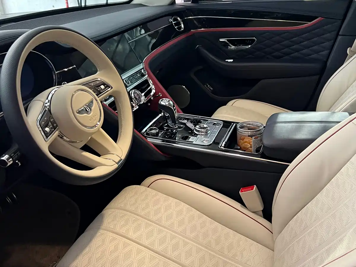 Bentley Flying Spur 2014 4.0T V8 Prestige Edition фото 10