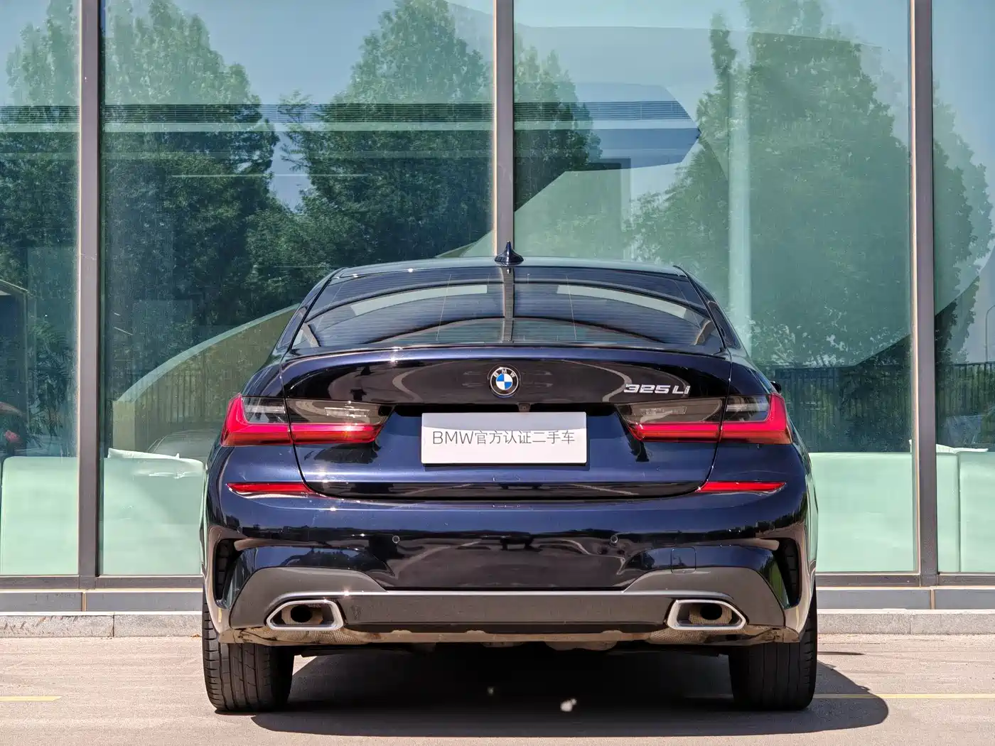 BMW 3 Series 2022 325Li M Sport Package фото 5