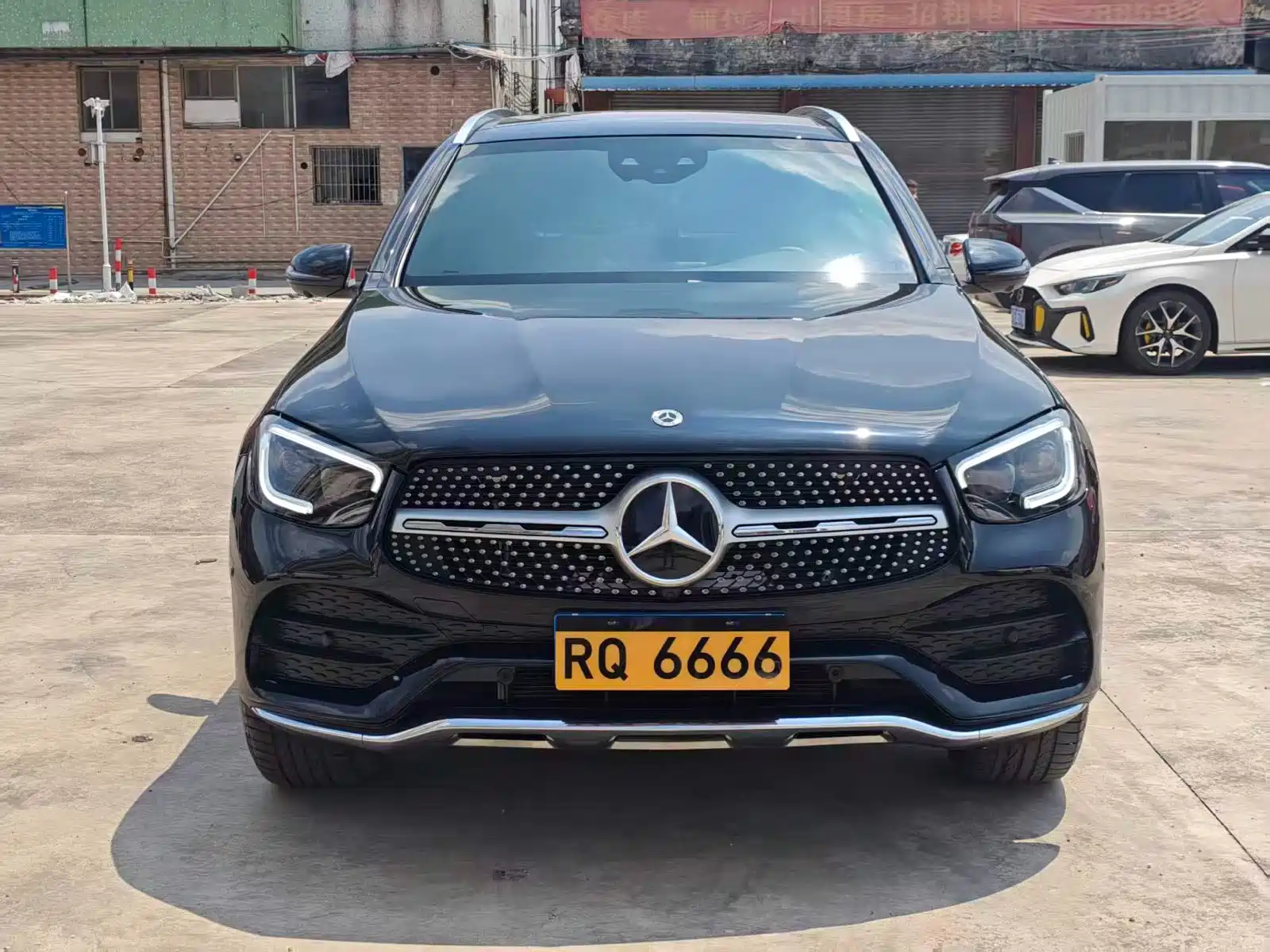 Фото 1 - Mercedes-Benz GLC
