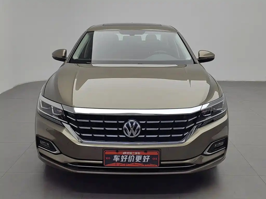 Фото 3 - Volkswagen Passat