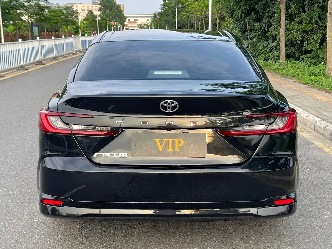 Toyota Camry 2024 Hybrid 2.0HGVP Luxury Edition фото 5