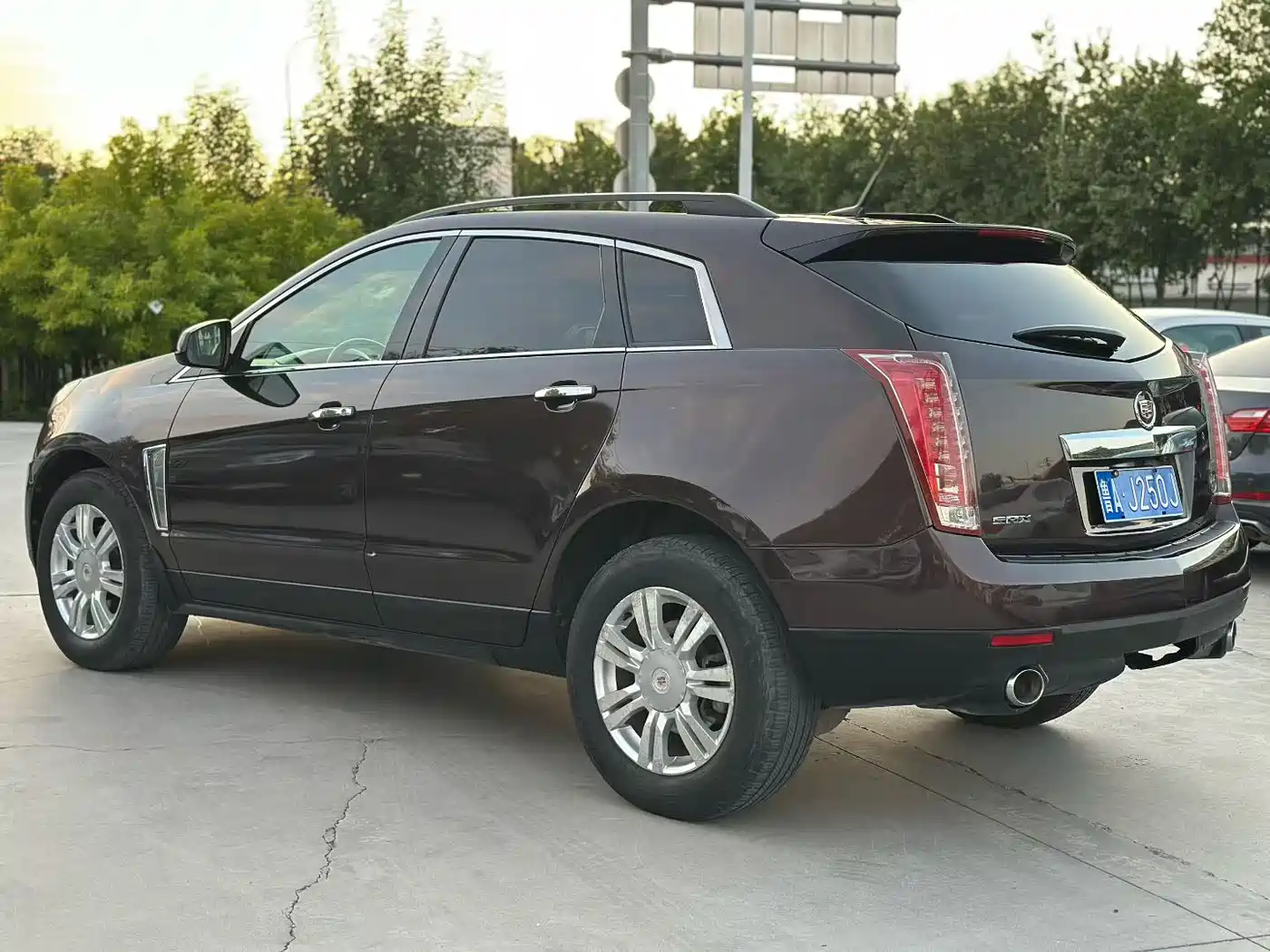 Cadillac SRX 2014 3.0L Comfort Model фото 3