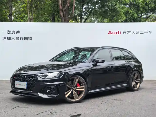 Audi RS 4, фото 1