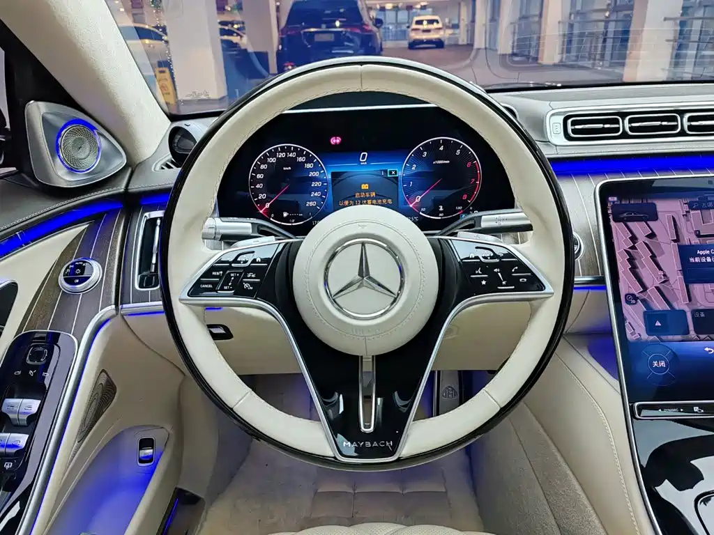 Фото 15 - Mercedes-Benz Maybach S-Class