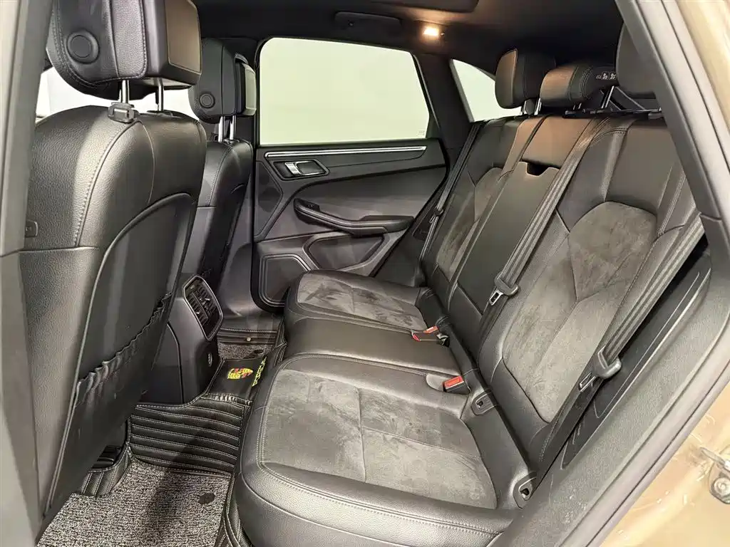 Porsche Macan 2018 Macan 2.0T фото 11