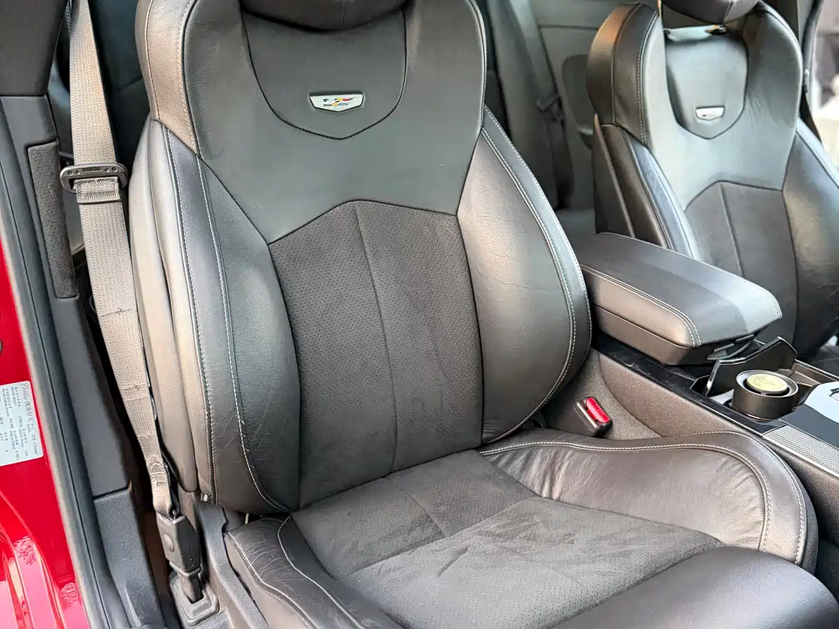 Cadillac CTS (Import) 2012 6.2L CTS-V COUPE фото 11