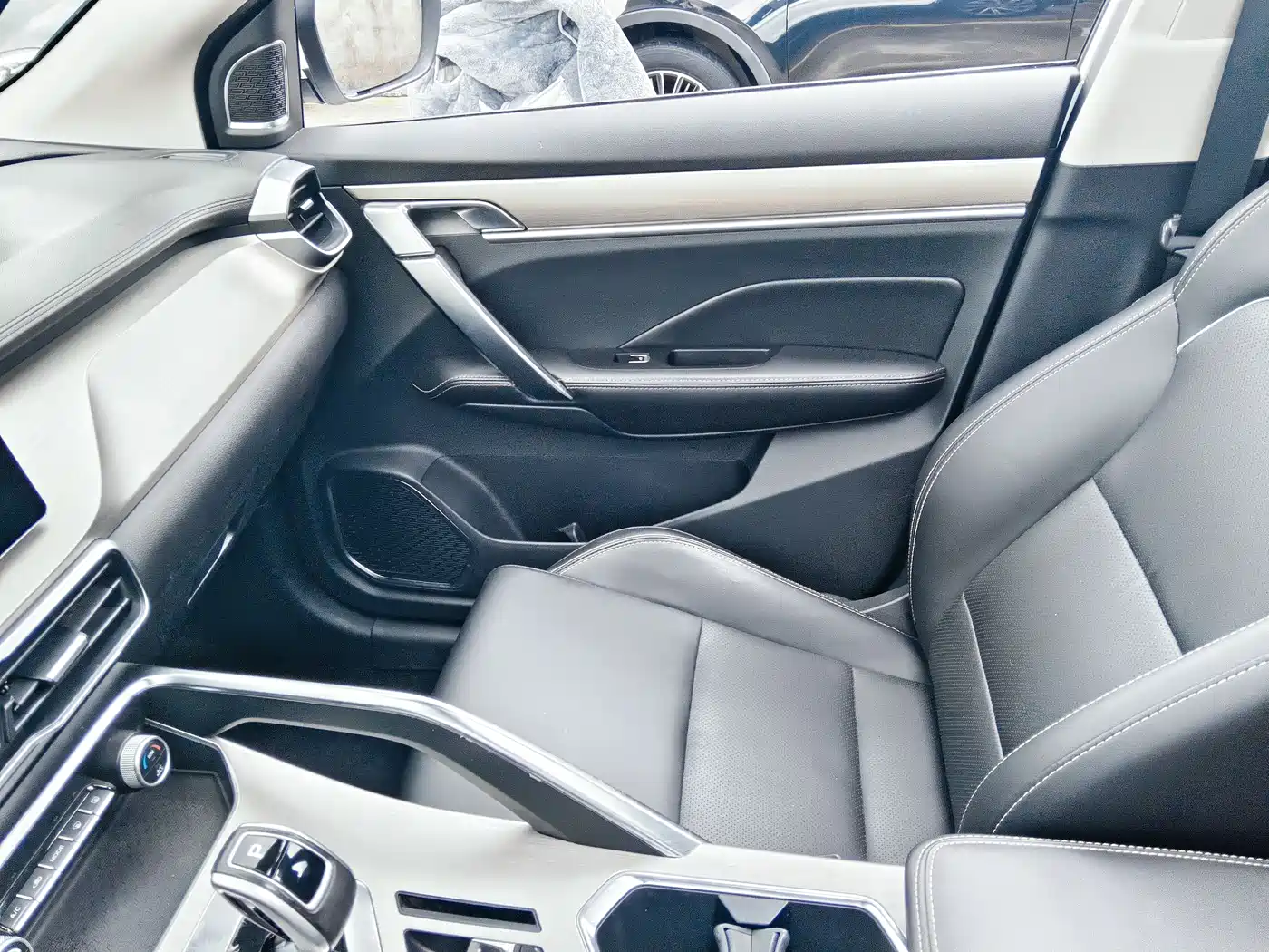 GEELY AUTOMOBILE BINYUE