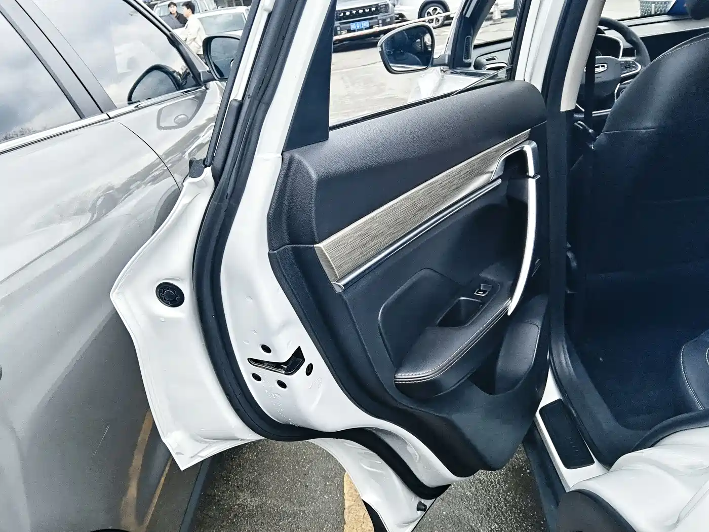 GEELY AUTOMOBILE BINYUE