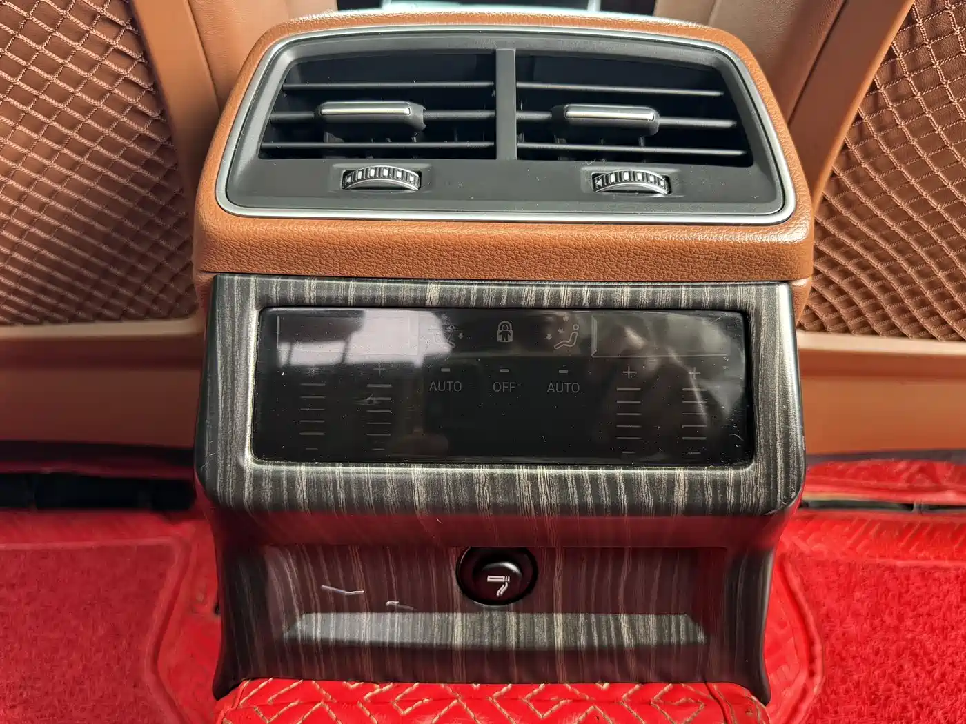 Audi A6L 2019 45 TFSI Premium Elegance фото 6