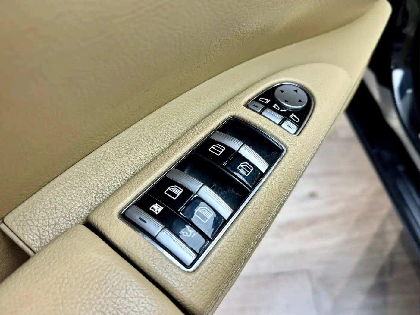 Mercedes-Benz S-Class 2010 S 350 L 4MATIC фото 12