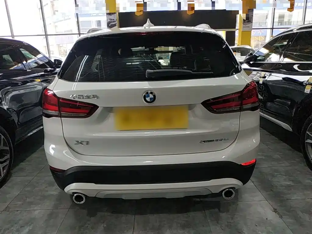 BMW X1 2022 xDrive25Li Premium фото 6