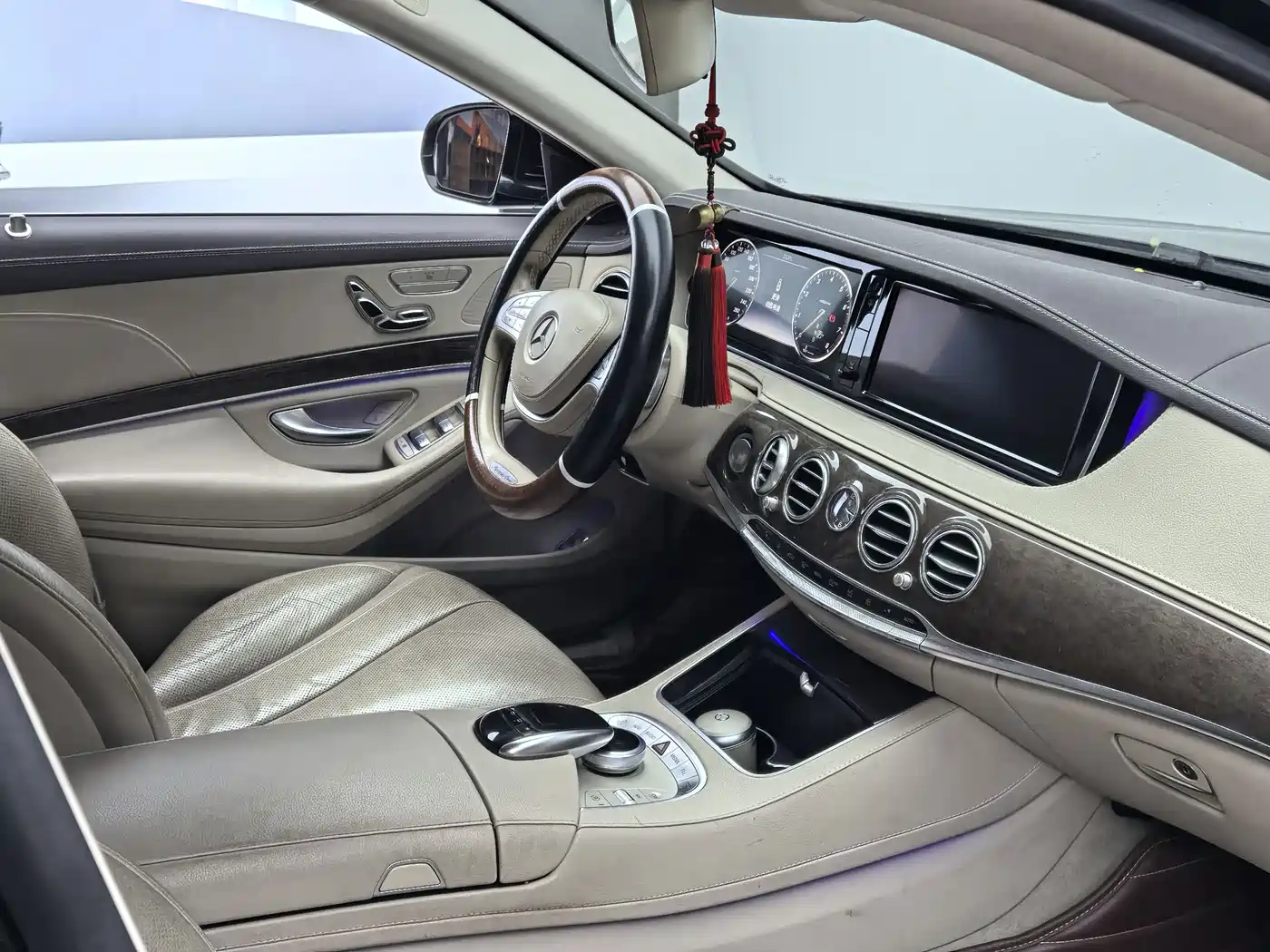 Mercedes-Benz S-Class 2016 S 320 L Business Edition фото 13