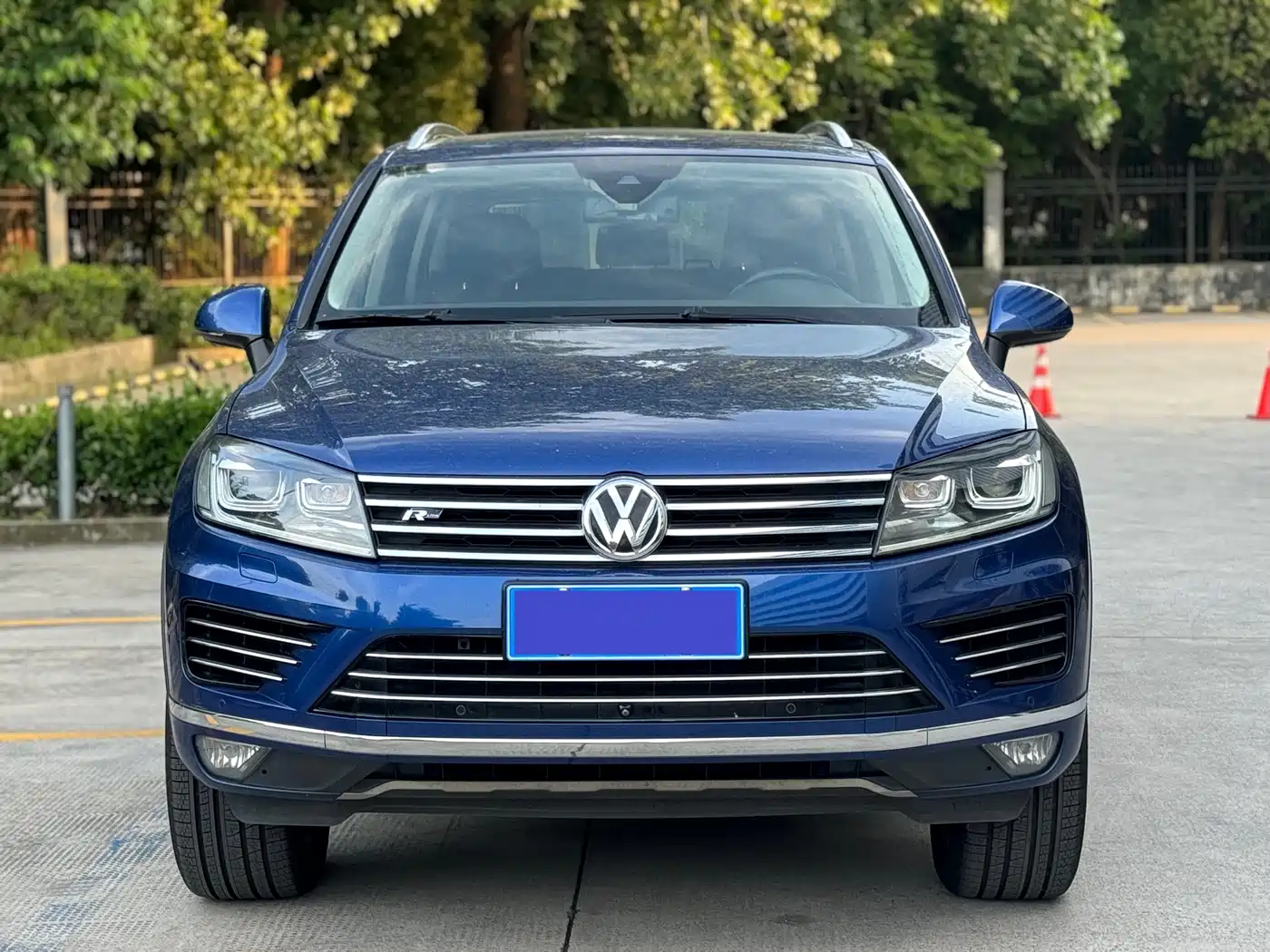 Volkswagen Touareg 2016 3.0TSI High Configuration фото 2
