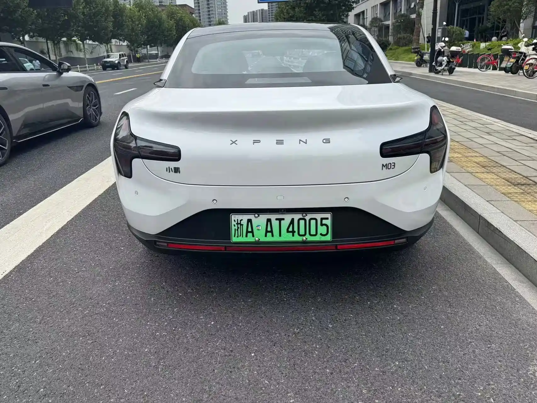 Фото 10 - XPeng MONA M03