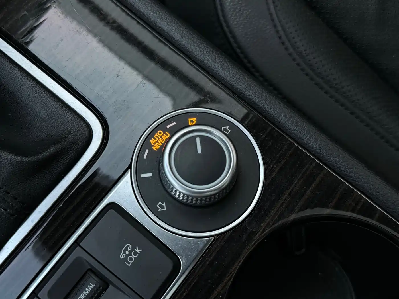 Volkswagen Touareg 2016 3.0TSI High Configuration фото 9