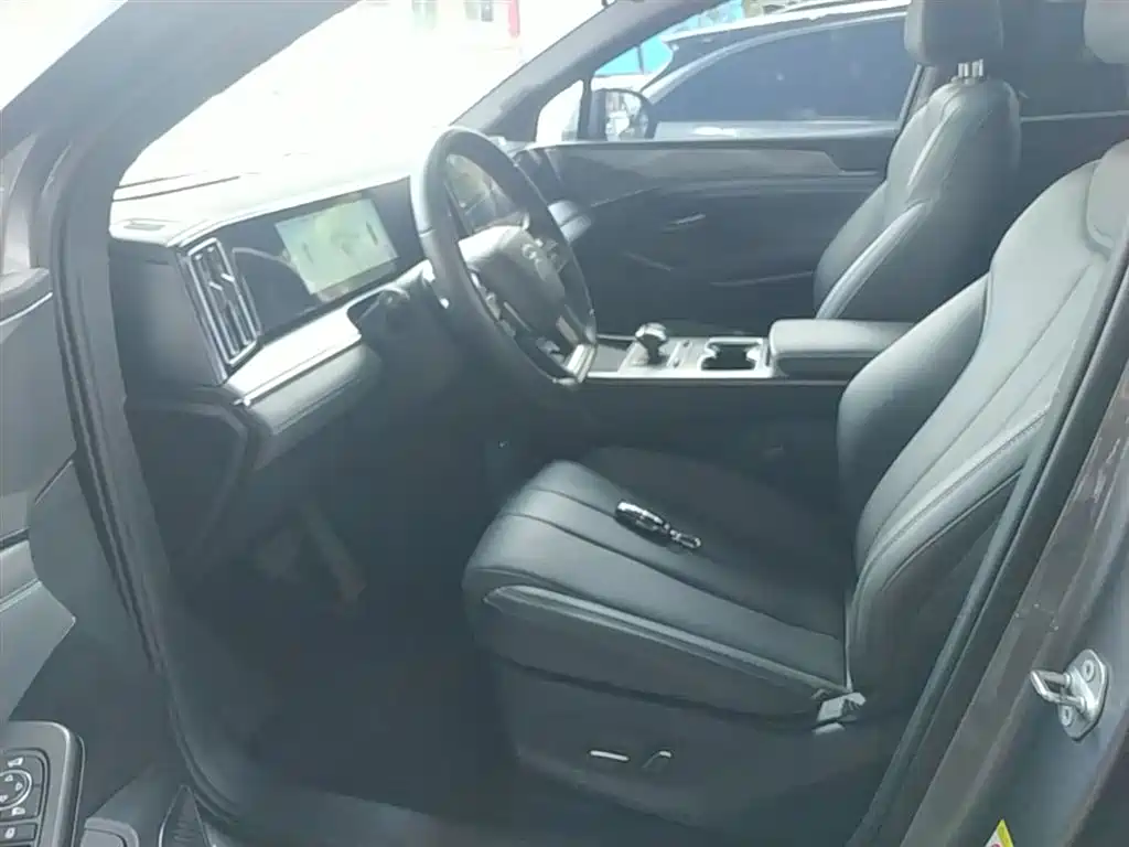 BYD Song L DM-i 2025 Model Smart Drive Edition 112km Leading Type фото 15