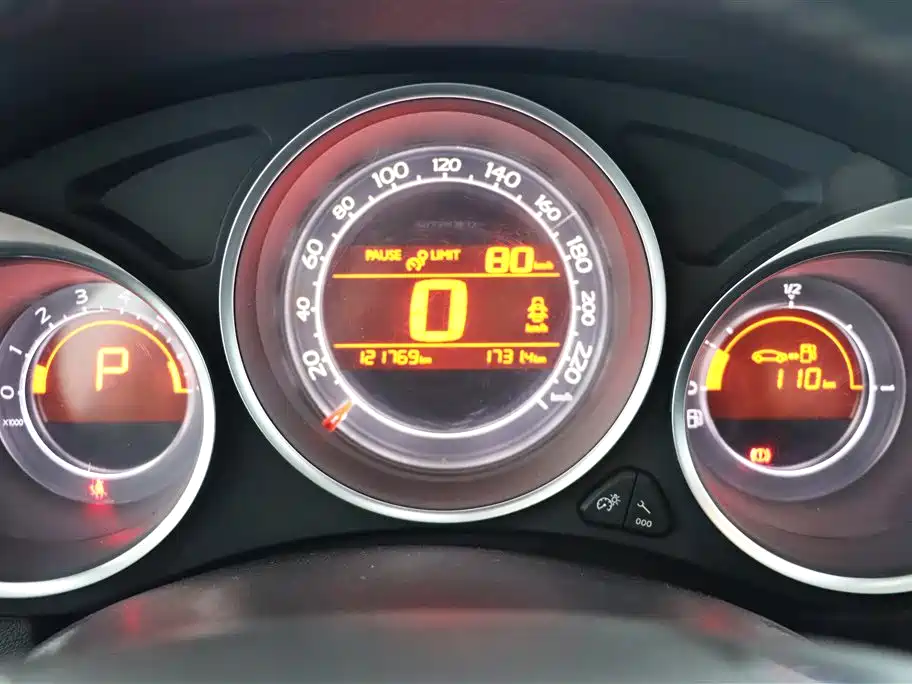 Citroën C4L 2013 2013 1.6THP Automatic Dynamic