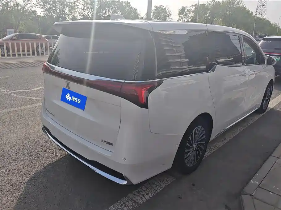 Buick Century 2023 2.0T 7-seater Premium фото 3