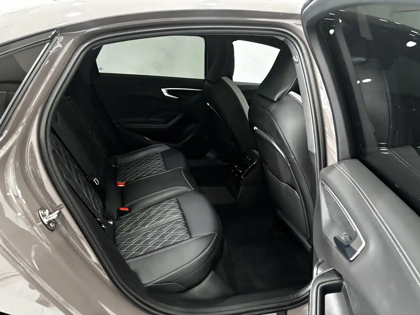Audi A5L 2025 2.0T Sport Edition Plus фото 23