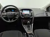 Фото 12 - Ford Focus