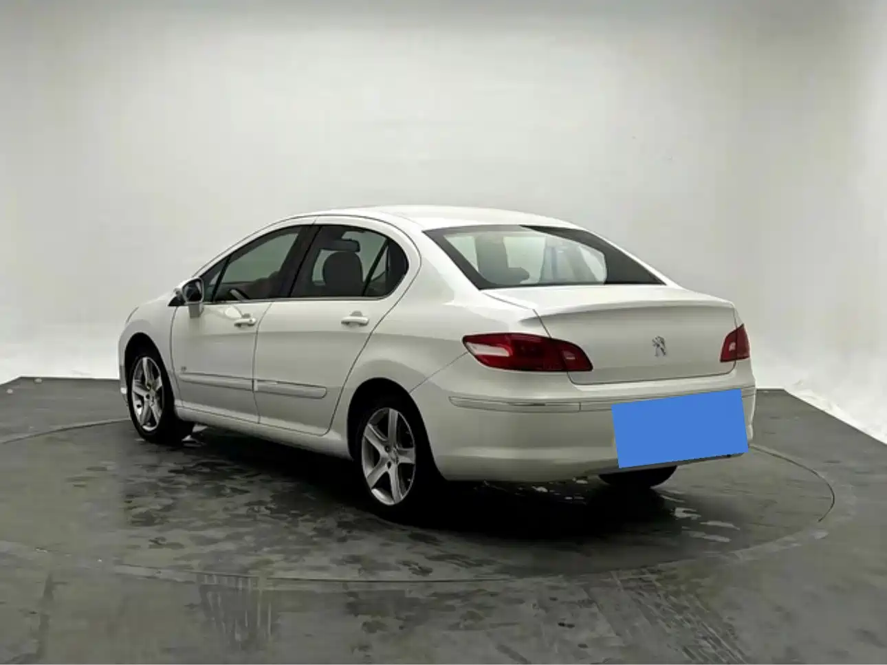 Peugeot 408 2013 2.0L Automatic Luxury Edition фото 3