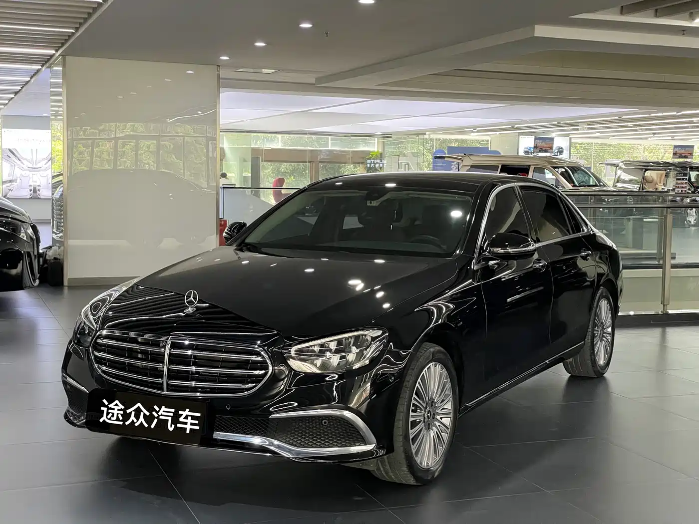 Mercedes-Benz E-Class 2021 E 300 L Fashion