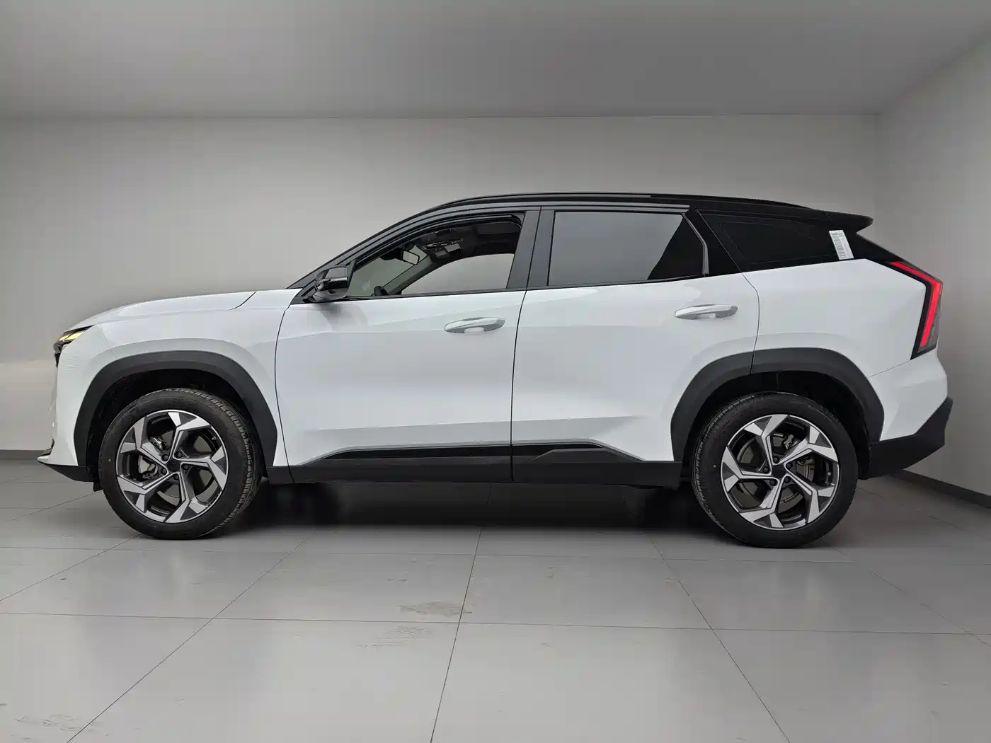 GEELY AUTOMOBILE BOYUE L