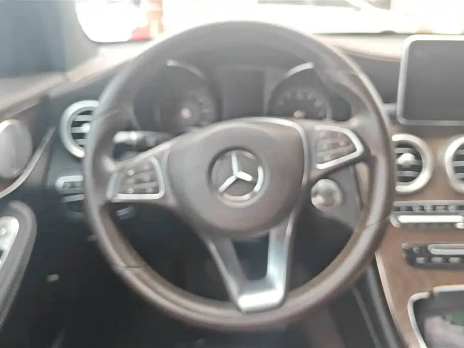 Mercedes-Benz GLC 2019 Facelift GLC 300 L 4MATIC Dynamic фото 15