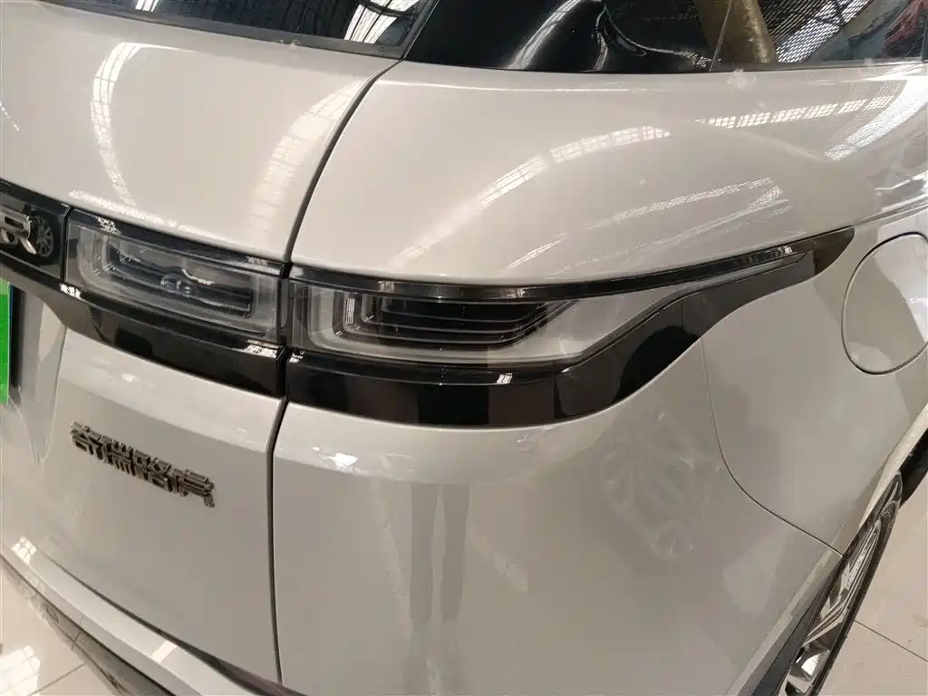 Land Rover Range Rover Evoque 2022 Range Rover Evoque L 249PS R-Dynamic Luxury Edition фото 24