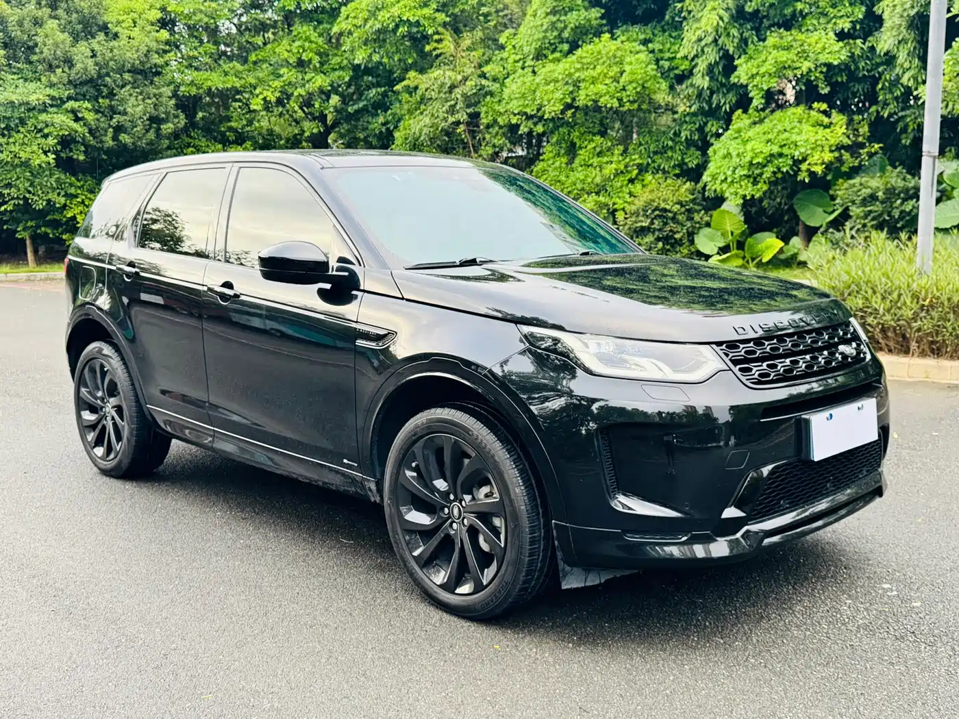 Фото 1 - Land Rover Discovery Sport