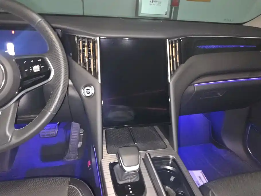 Hongqi HS7 PHEV 2024 2024 2.0T PHEV 4WD Flagship Edition 6-seater