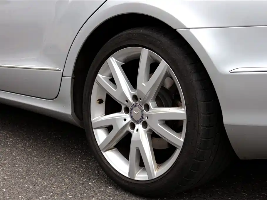 Mercedes-Benz CLS 2012 CLS 300 CGI фото 18