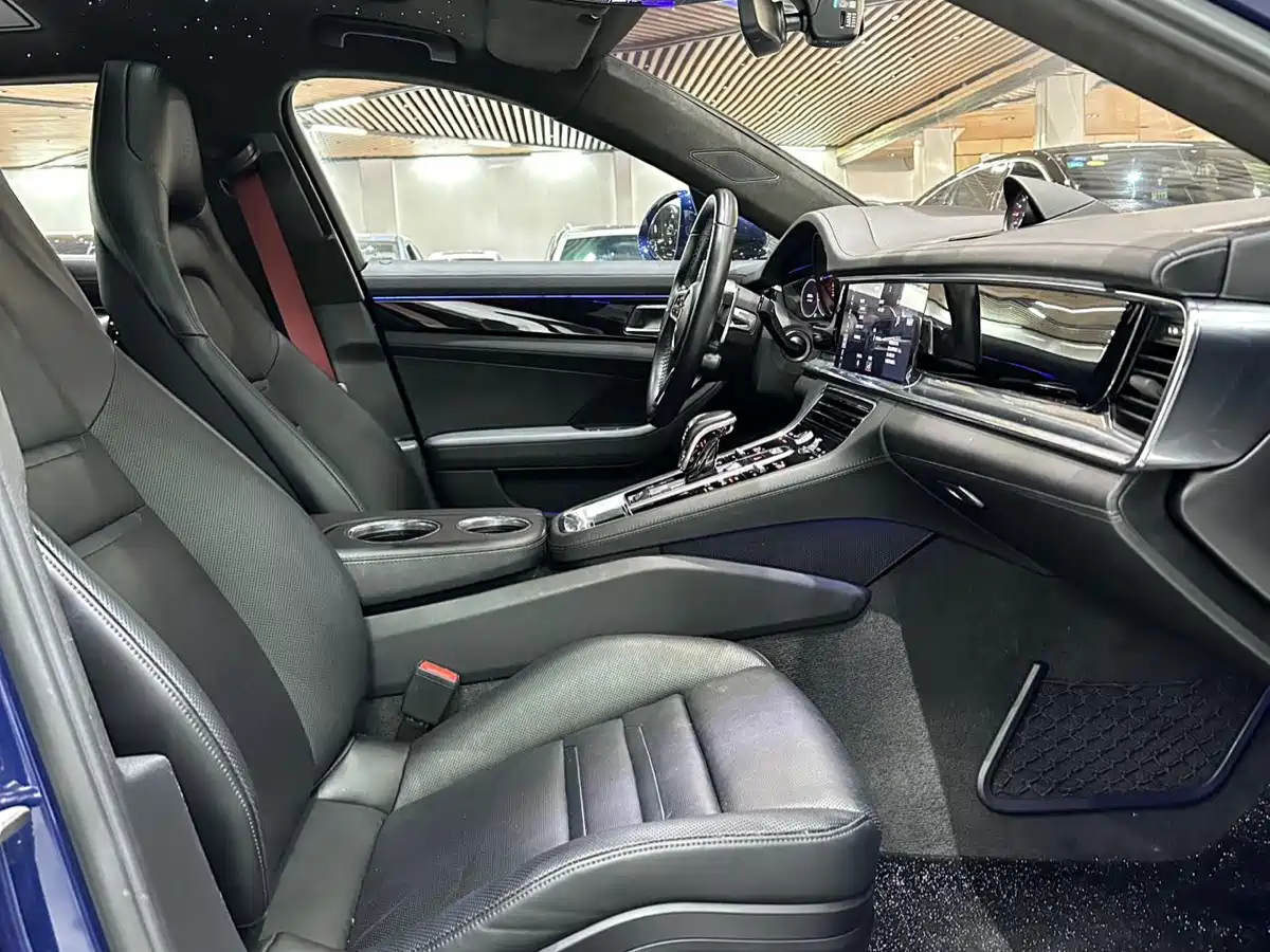 Porsche Panamera 2021 Panamera 4 Executive Long Wheelbase 2.9T фото 18